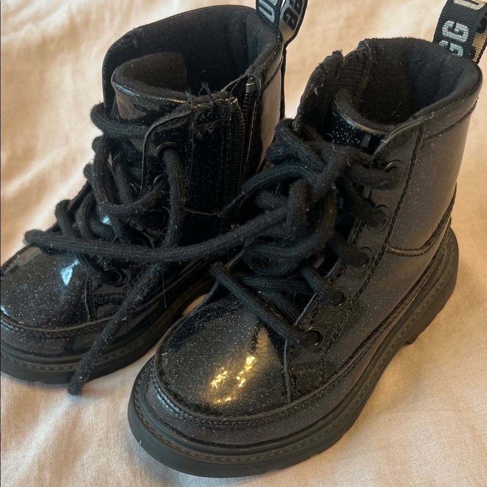 UGG Glittery Black Kids Boots